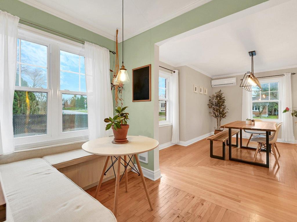 









545


Boul. de Normandie N.

,
Farnham,




QC
J2N1W6

