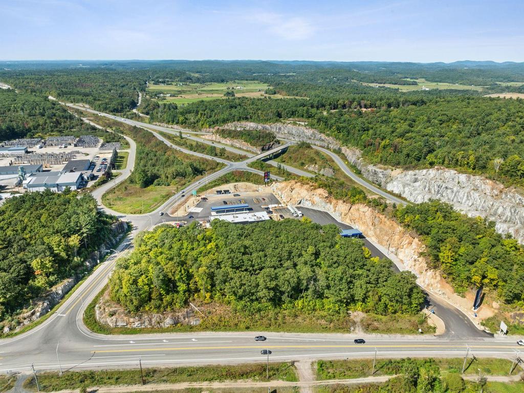 












Route 321

,
Papineauville,







QC
J0V1W0

