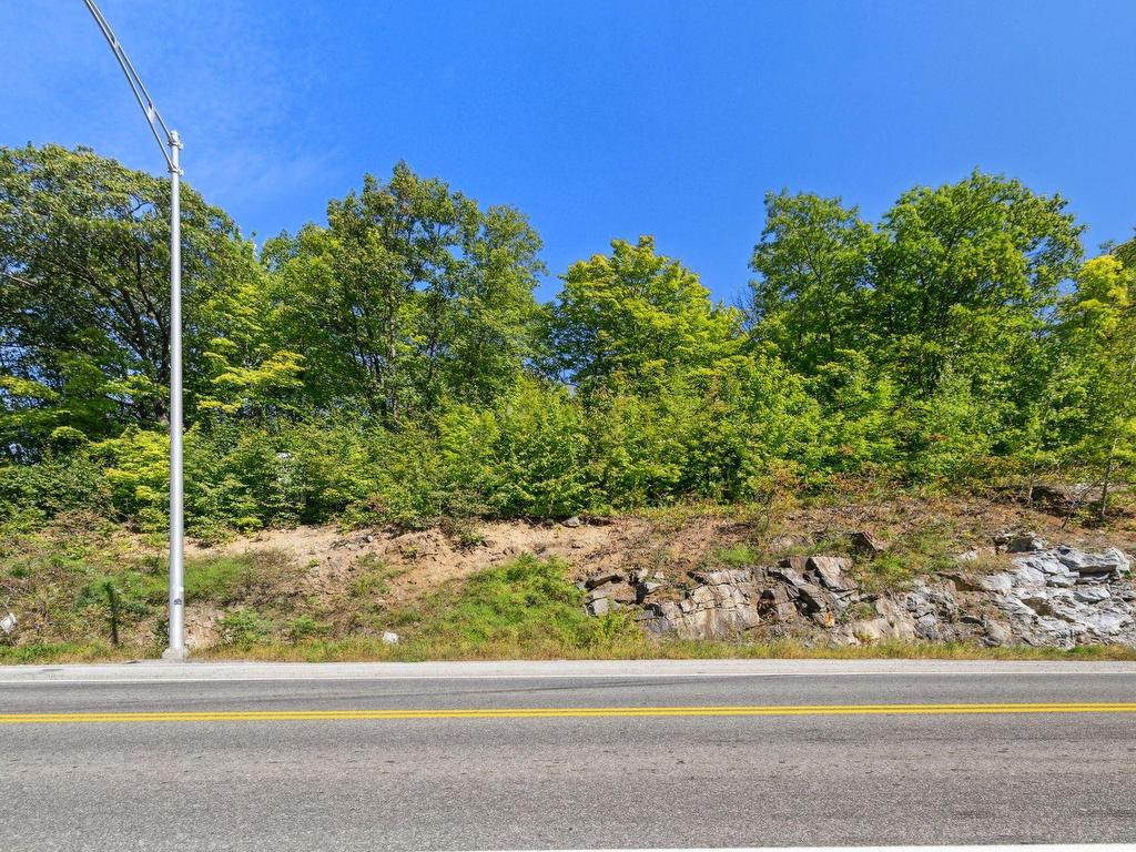 












Route 321

,
Papineauville,







QC
J0V1W0

