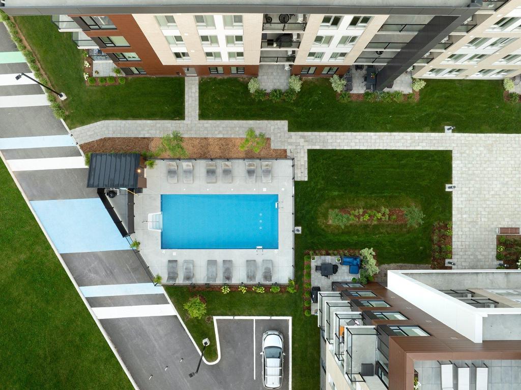 









970


Av. Pierre-Dansereau

, 409-PH3,
Terrebonne (Terrebonne),




QC
J6Y0S4

