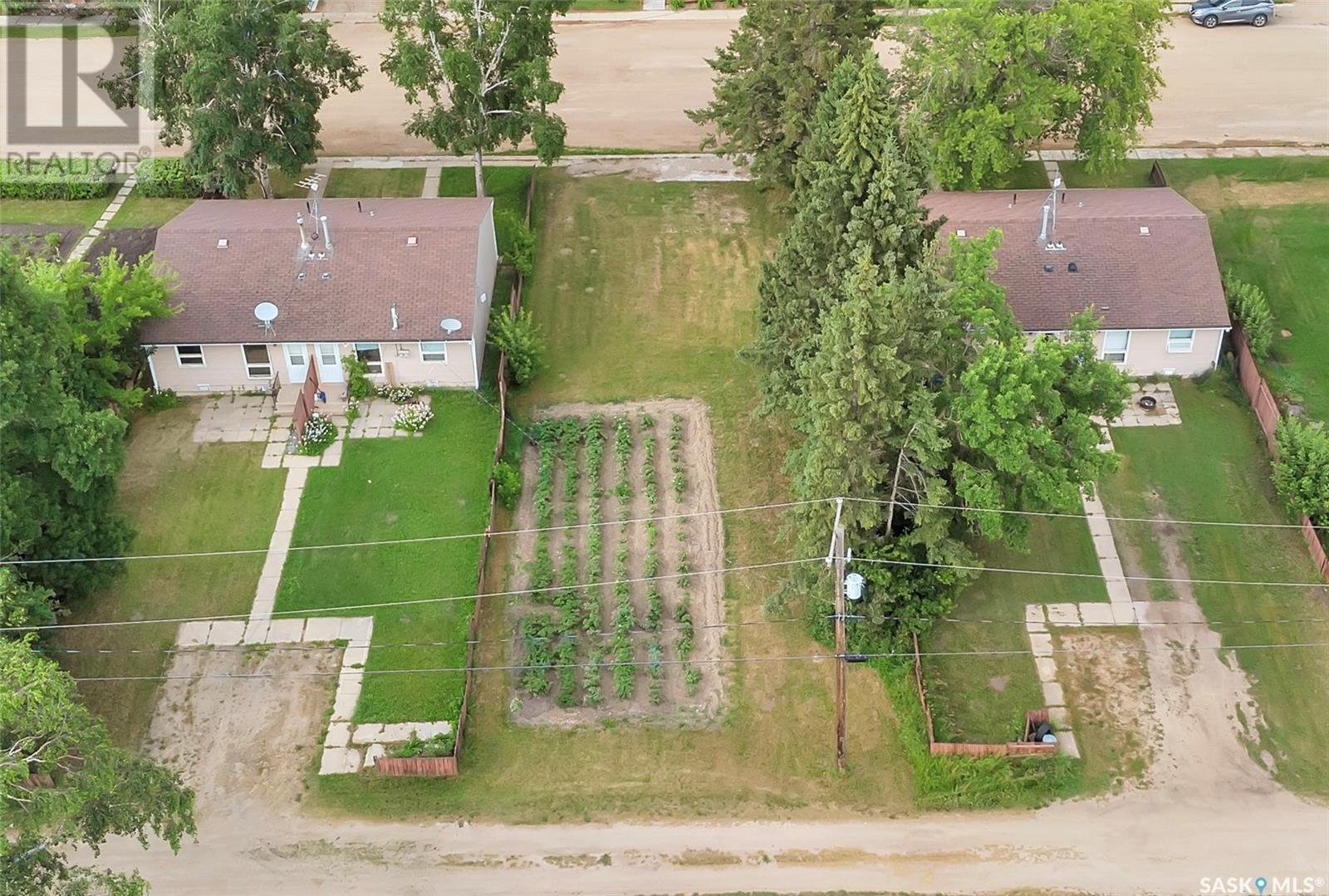 












108/110 1st AVENUE N

,
Hyas,




Saskatchewan
S0A1K0

