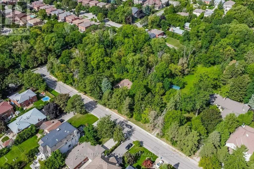 












108 YONGEHURST ROAD

,
Richmond Hill,




Ontario
L4C3T2

