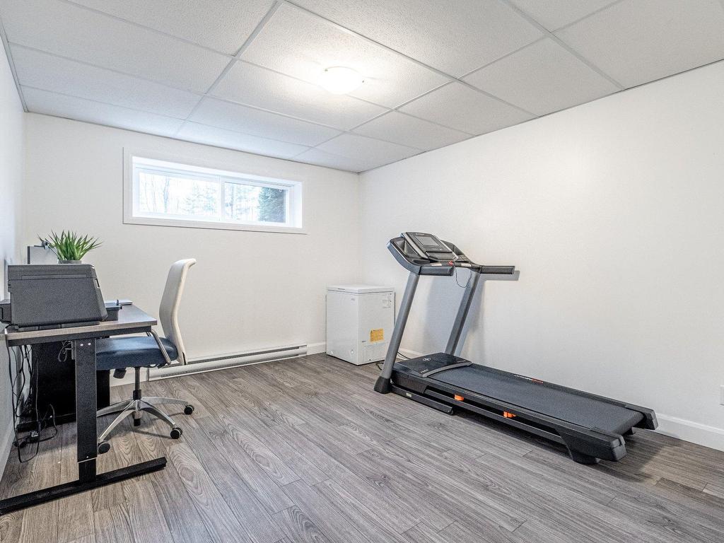 









399


Rue Hémond

,
Sherbrooke (Brompton/Rock Forest/Saint-Élie/Deauville),




QC
J1R0A4

