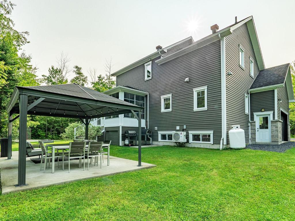 









399


Rue Hémond

,
Sherbrooke (Brompton/Rock Forest/Saint-Élie/Deauville),




QC
J1R0A4

