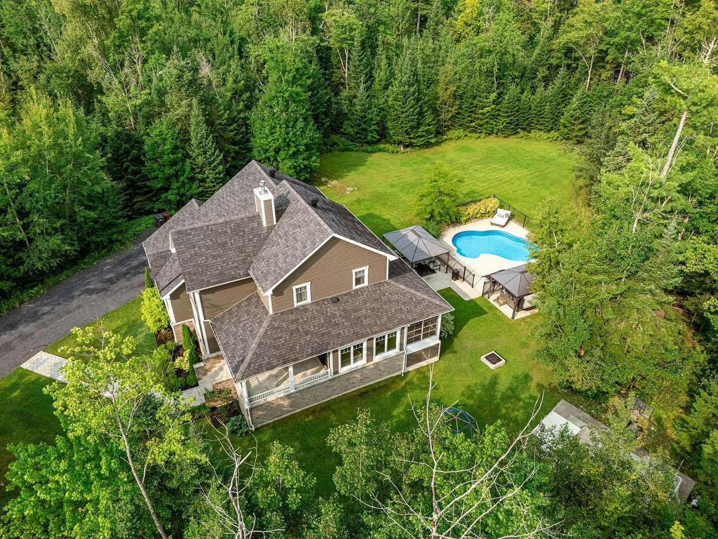 









399


Rue Hémond

,
Sherbrooke (Brompton/Rock Forest/Saint-Élie/Deauville),




QC
J1R0A4

