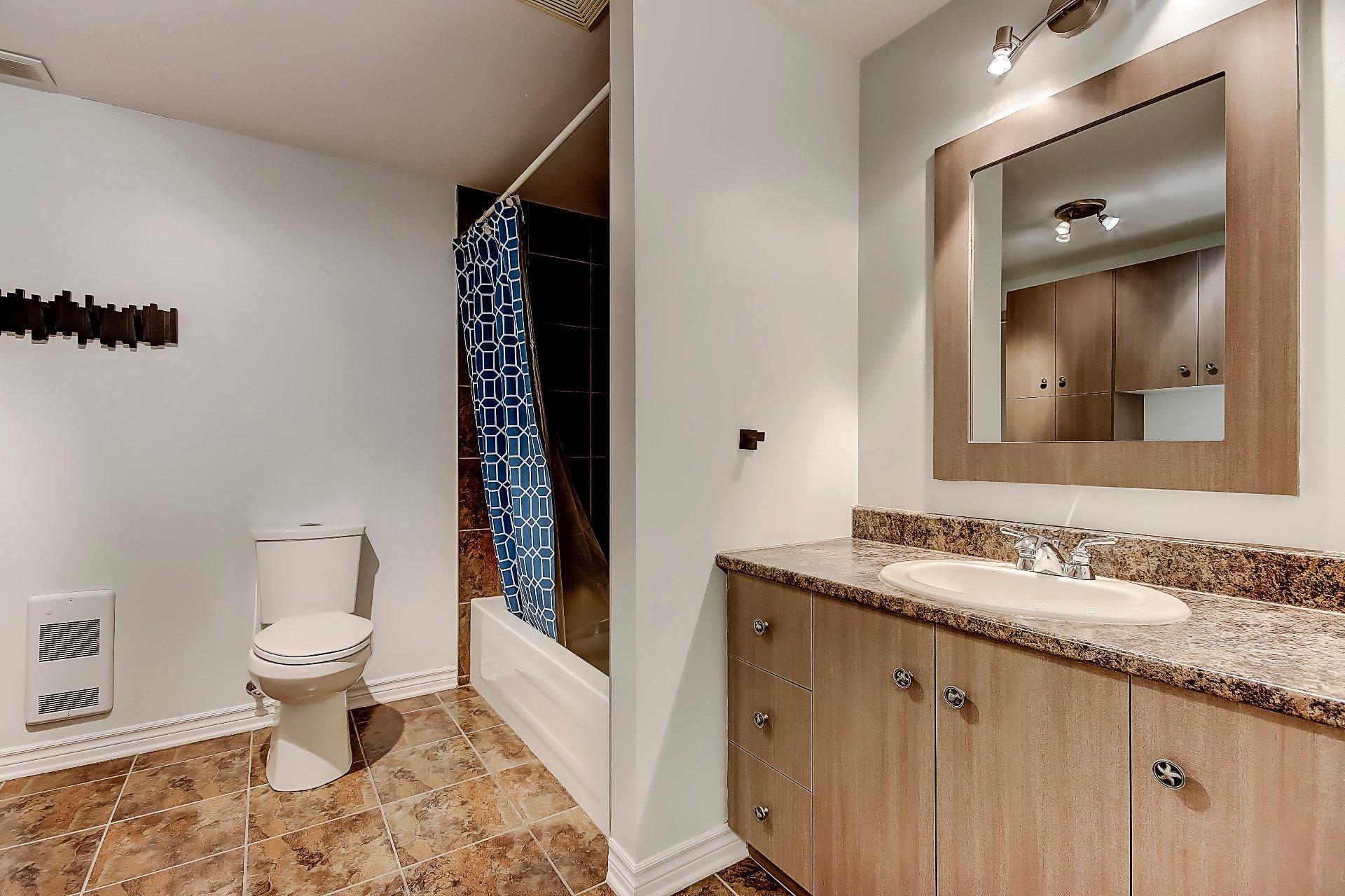 









16


Rue Laval

,
Saint-Jean-sur-Richelieu,




QC
J2X4W7

