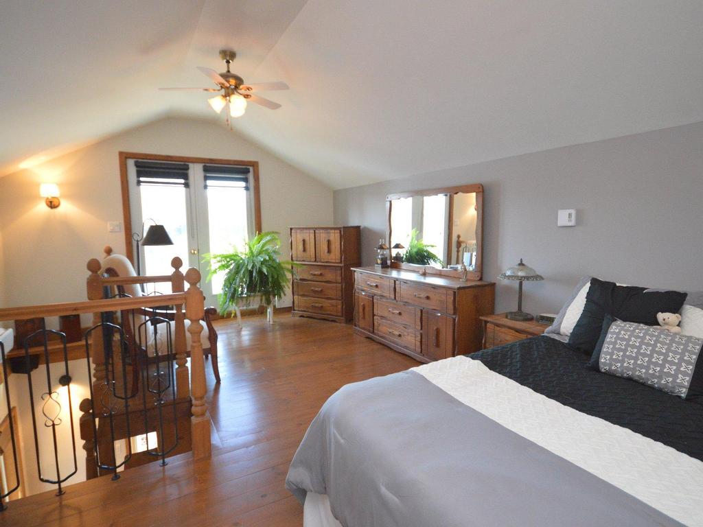 









9990


Ch. du Lac-Labelle

,
Labelle,




QC
J0T1H0

