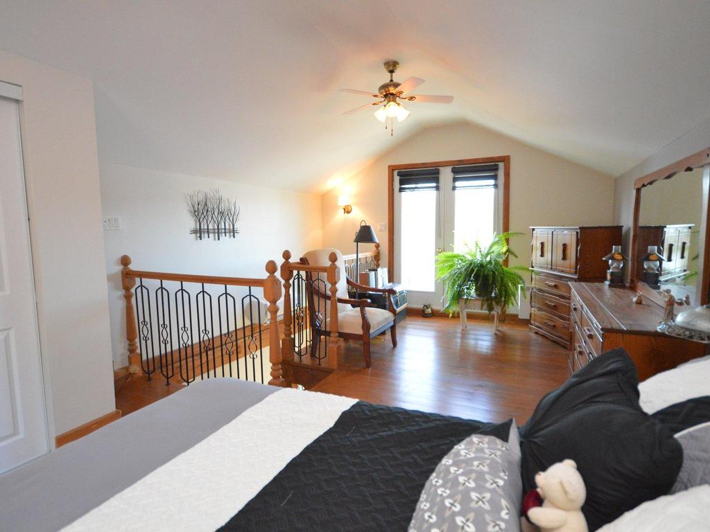 









9990


Ch. du Lac-Labelle

,
Labelle,




QC
J0T1H0

