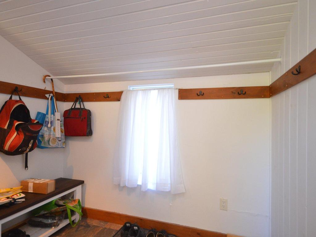 









9990


Ch. du Lac-Labelle

,
Labelle,




QC
J0T1H0

