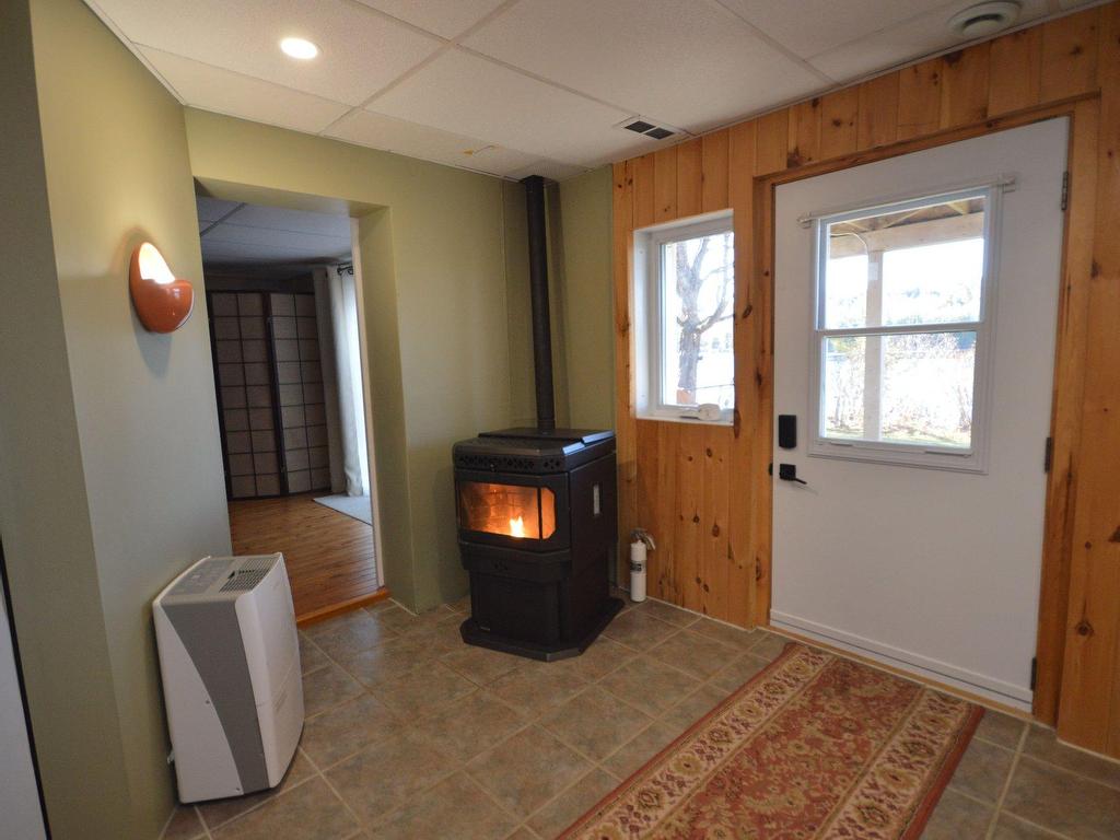 









9990


Ch. du Lac-Labelle

,
Labelle,




QC
J0T1H0


