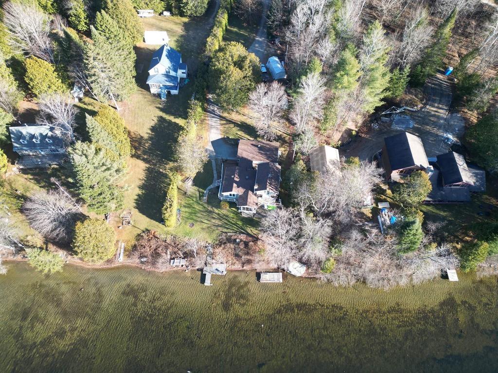 









9990


Ch. du Lac-Labelle

,
Labelle,




QC
J0T1H0

