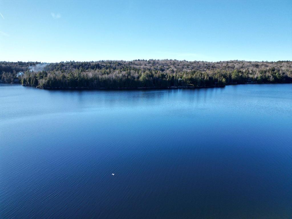 









9990


Ch. du Lac-Labelle

,
Labelle,




QC
J0T1H0

