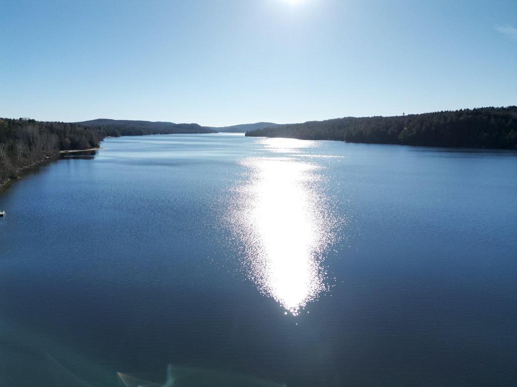 









9990


Ch. du Lac-Labelle

,
Labelle,




QC
J0T1H0

