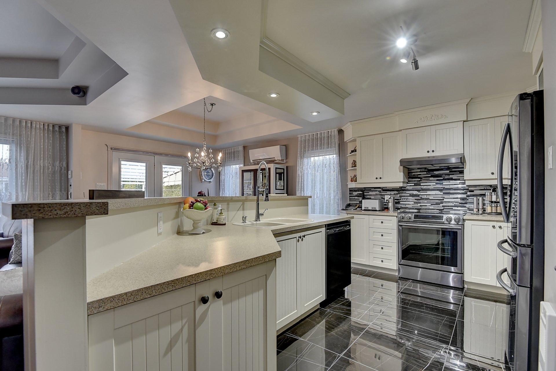 









265


Rue Grillon

,
Saint-Paul,




QC
J0K3E0

