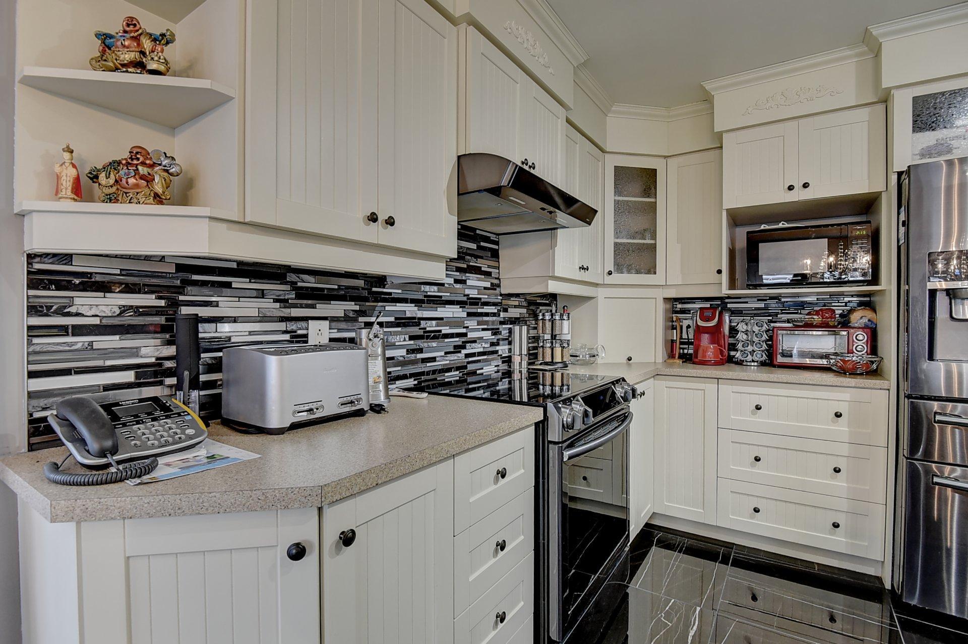 









265


Rue Grillon

,
Saint-Paul,




QC
J0K3E0

