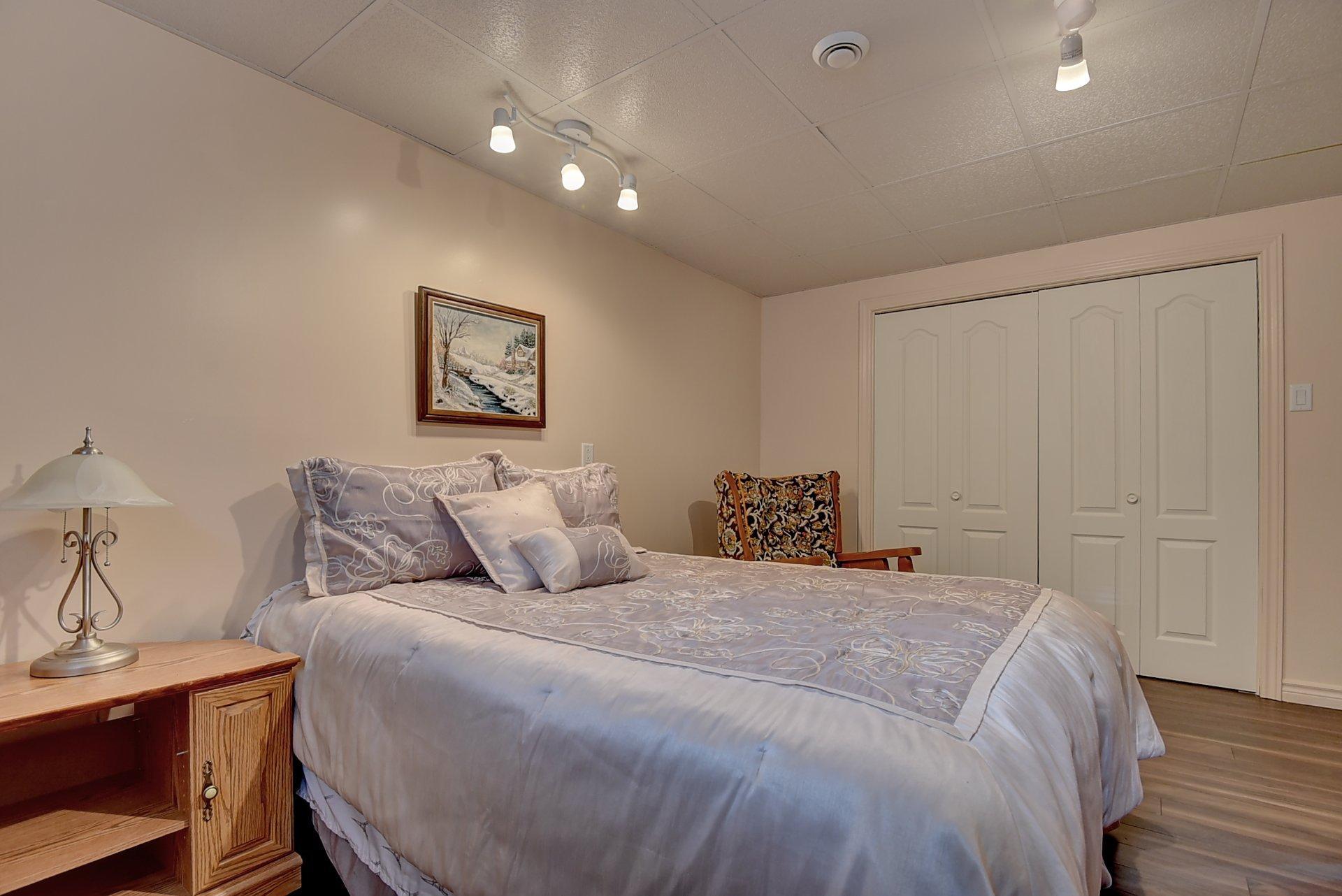 









265


Rue Grillon

,
Saint-Paul,




QC
J0K3E0

