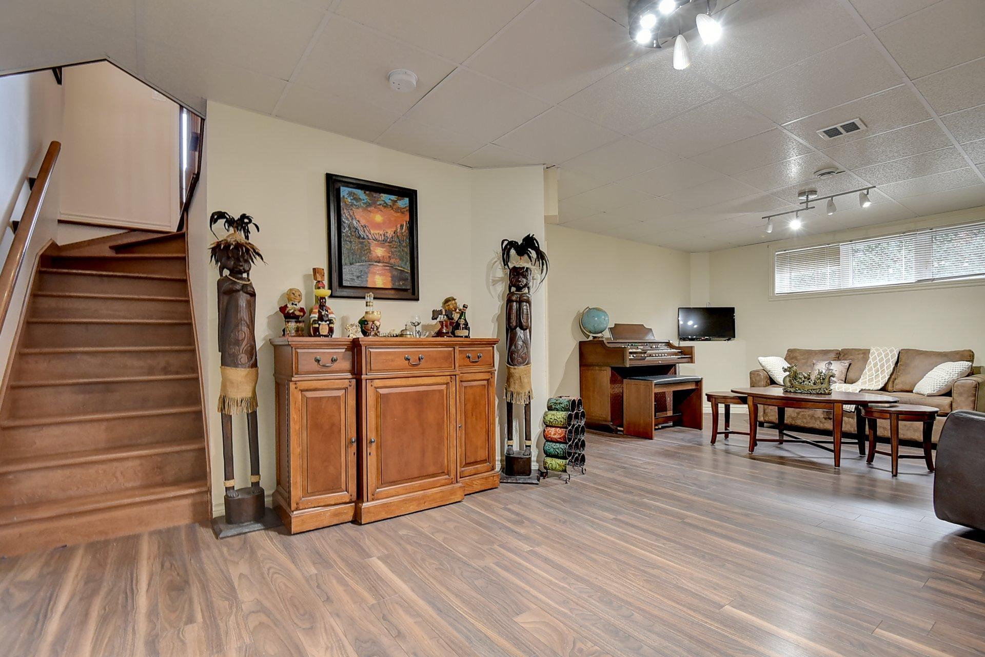 









265


Rue Grillon

,
Saint-Paul,




QC
J0K3E0

