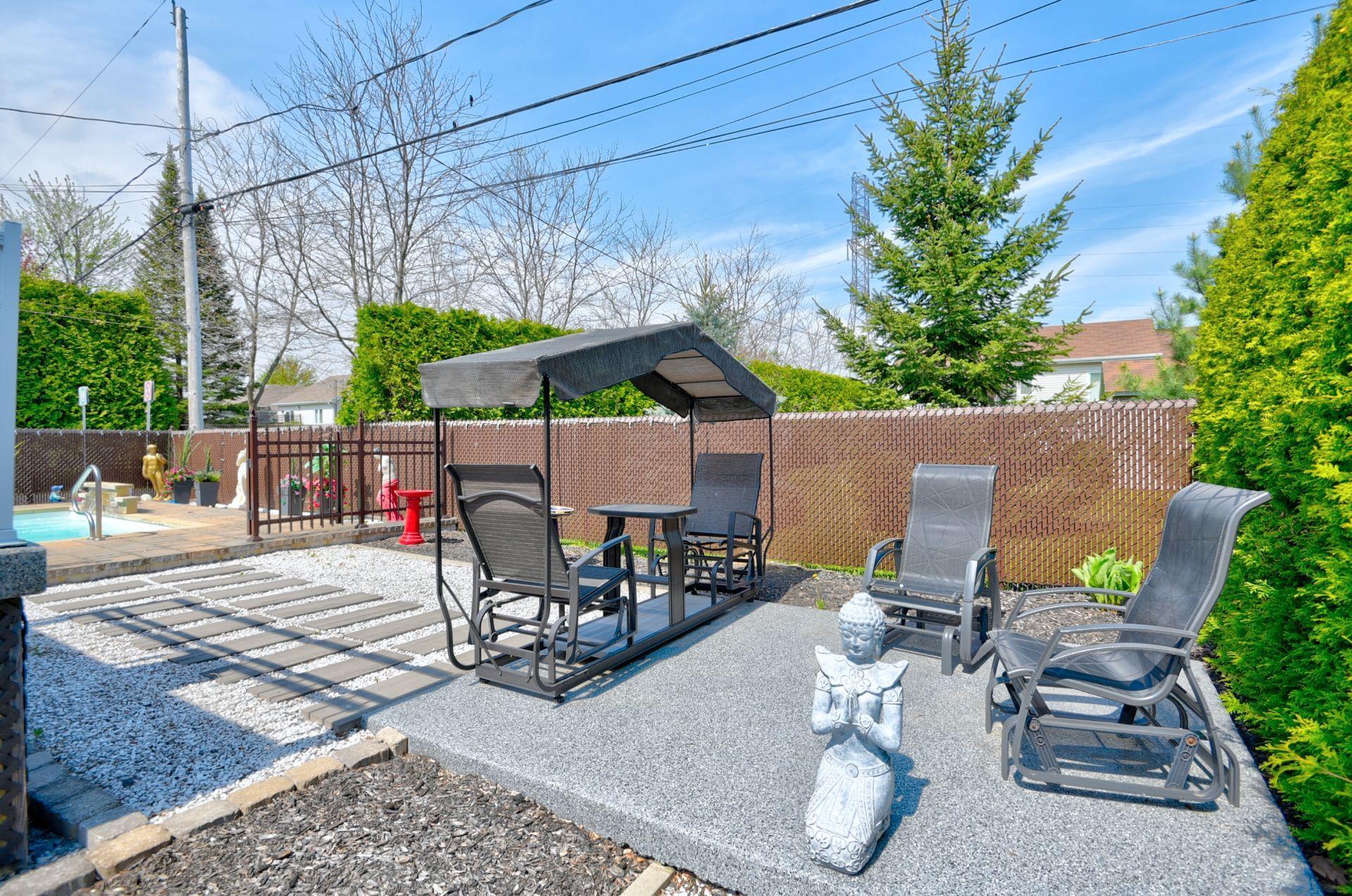 









265


Rue Grillon

,
Saint-Paul,




QC
J0K3E0

