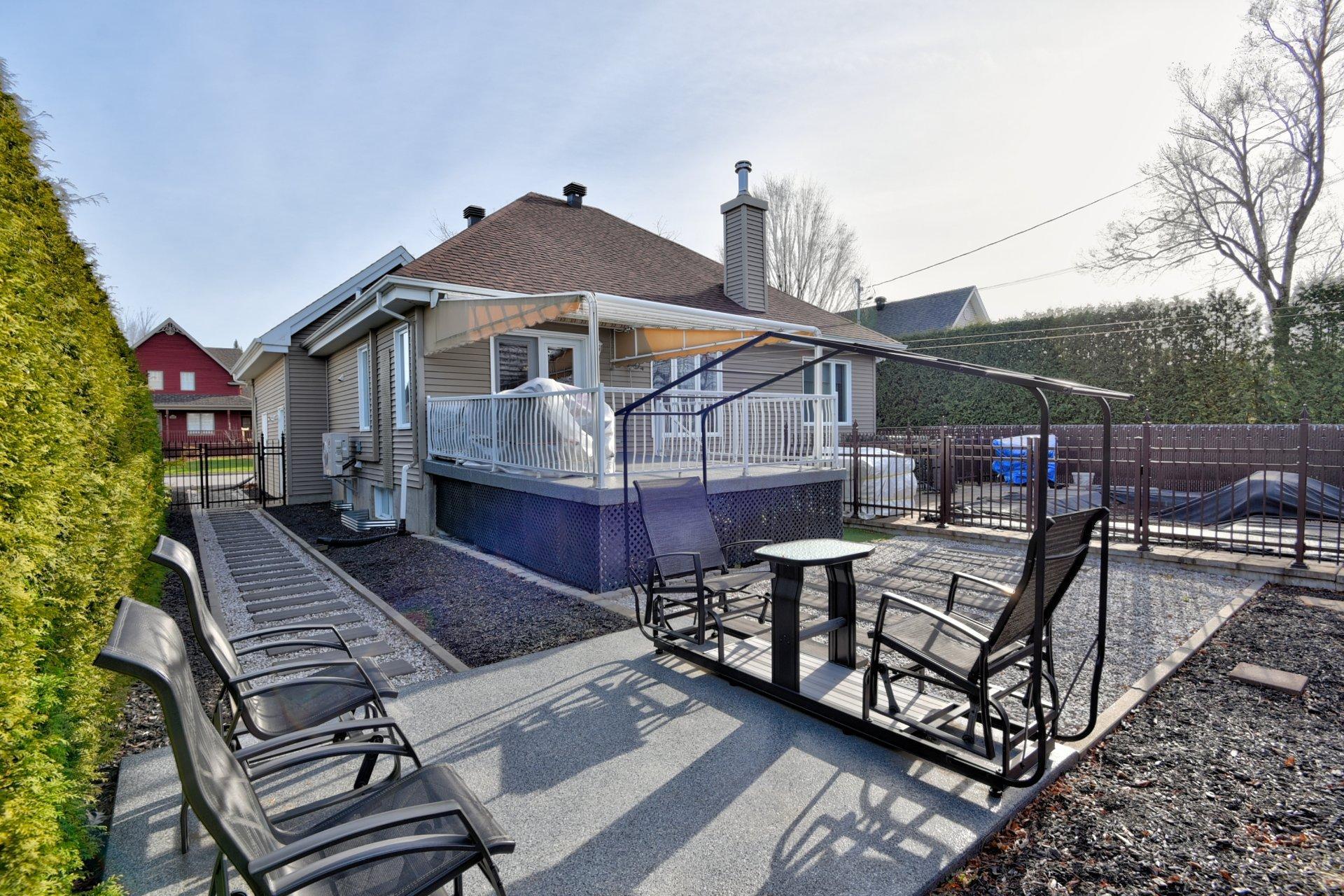 









265


Rue Grillon

,
Saint-Paul,




QC
J0K3E0

