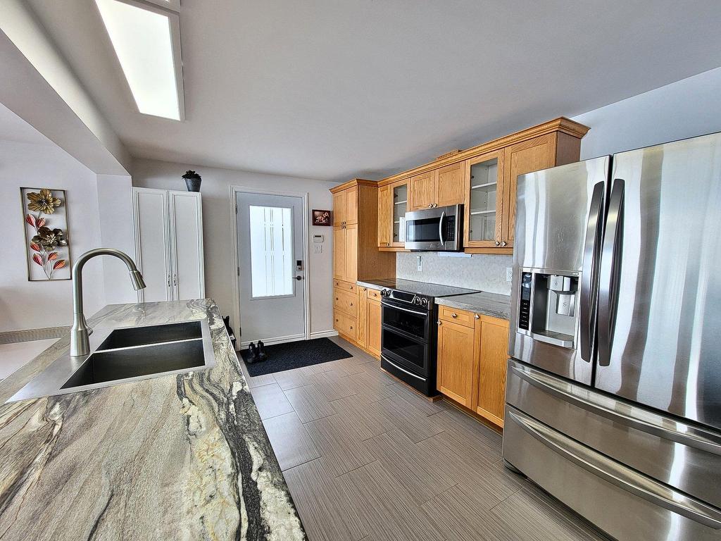 









750


Tsse Robillard

,
Saint-André-d'Argenteuil,




QC
J0V1X0


