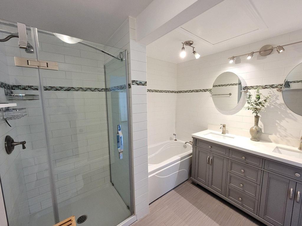 









750


Tsse Robillard

,
Saint-André-d'Argenteuil,




QC
J0V1X0

