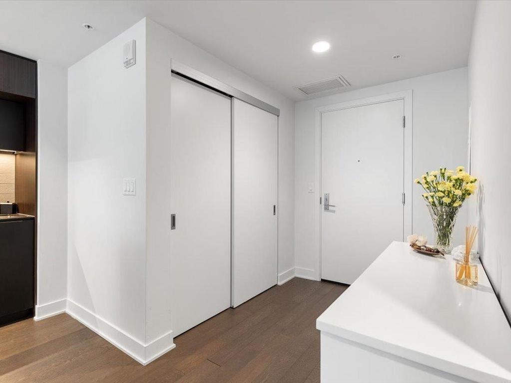 









1288


Rue St-Antoine O.

, 2405,
Montréal (Ville-Marie),




QC
H3C1C2


