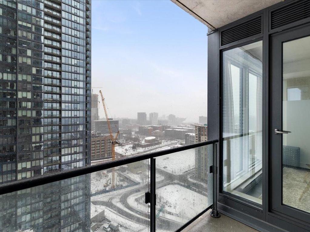 









1288


Rue St-Antoine O.

, 2405,
Montréal (Ville-Marie),




QC
H3C1C2


