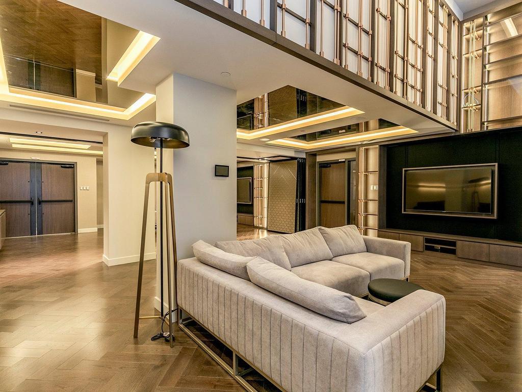 









1288


Rue St-Antoine O.

, 2405,
Montréal (Ville-Marie),




QC
H3C1C2

