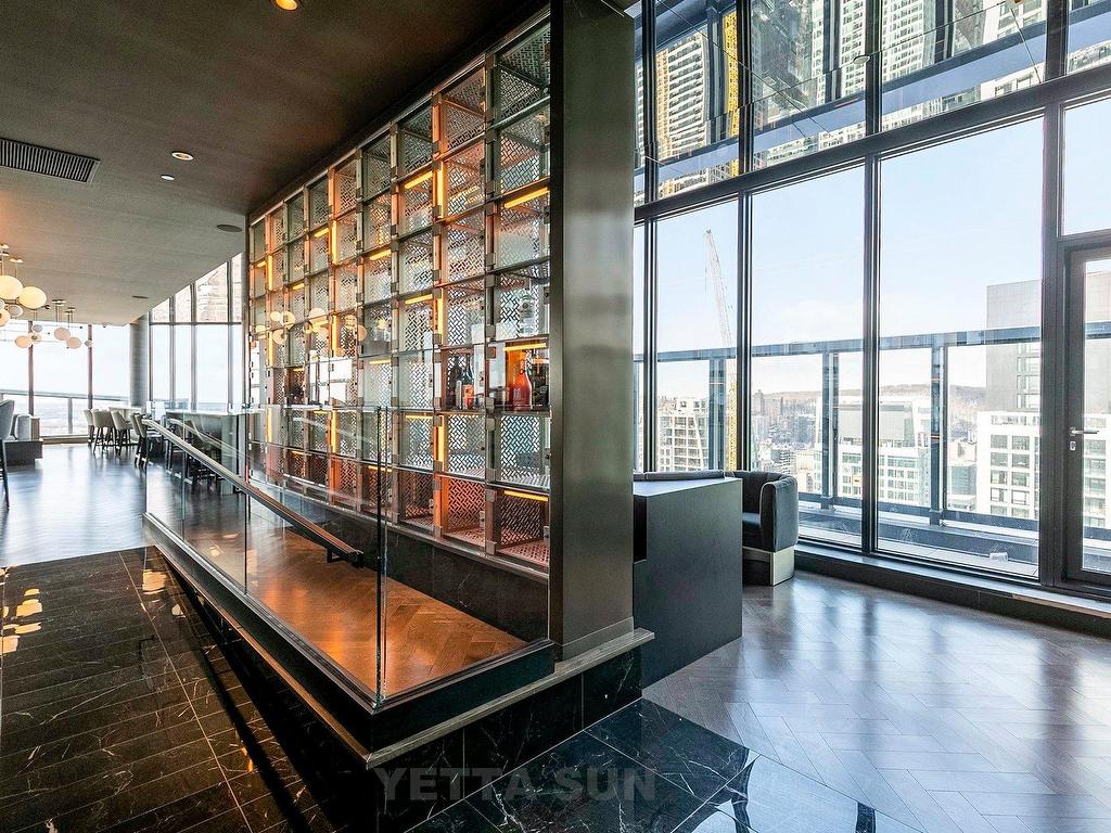 









1288


Rue St-Antoine O.

, 2405,
Montréal (Ville-Marie),




QC
H3C1C2

