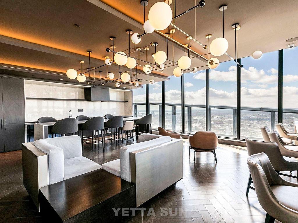 









1288


Rue St-Antoine O.

, 2405,
Montréal (Ville-Marie),




QC
H3C1C2

