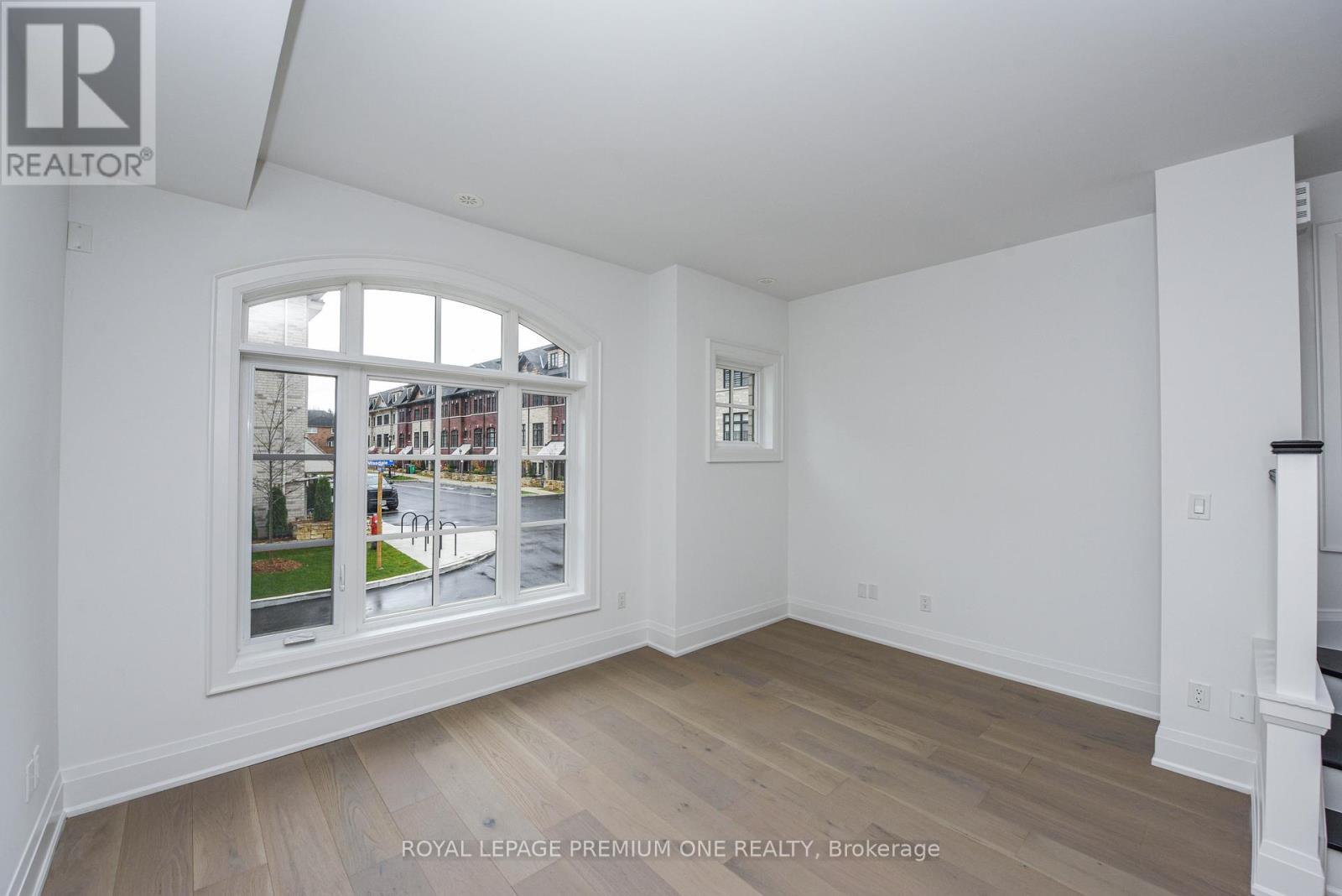 












119 - 1 WASDALE ROAD

,
Mississauga,




Ontario
L5M2R2

