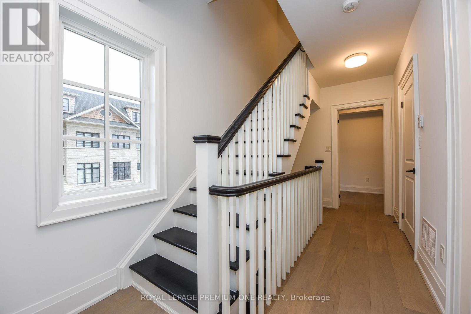 












119 - 1 WASDALE ROAD

,
Mississauga,




Ontario
L5M2R2

