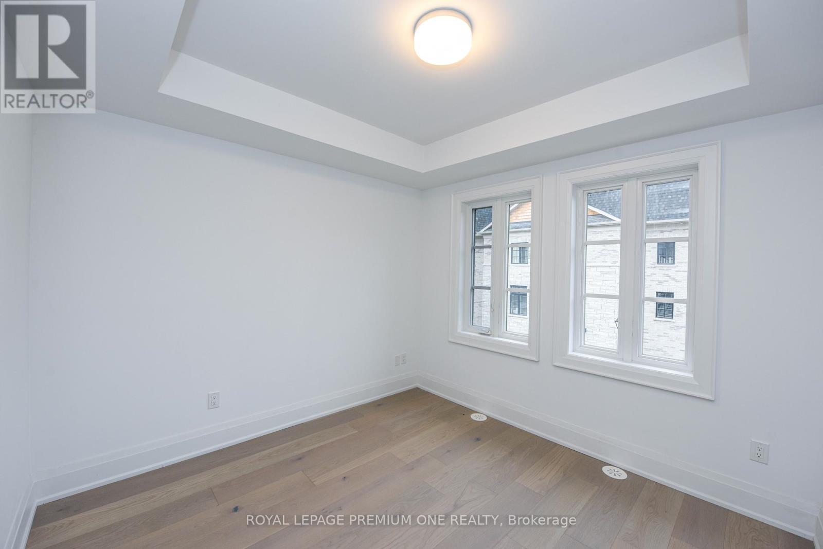 












119 - 1 WASDALE ROAD

,
Mississauga,




Ontario
L5M2R2

