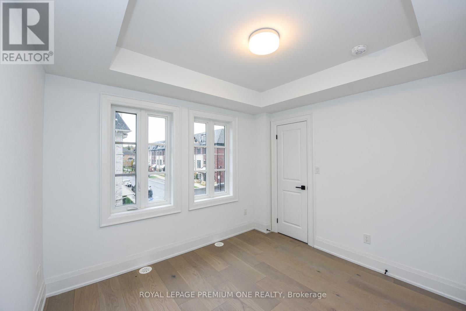 












119 - 1 WASDALE ROAD

,
Mississauga,




Ontario
L5M2R2

