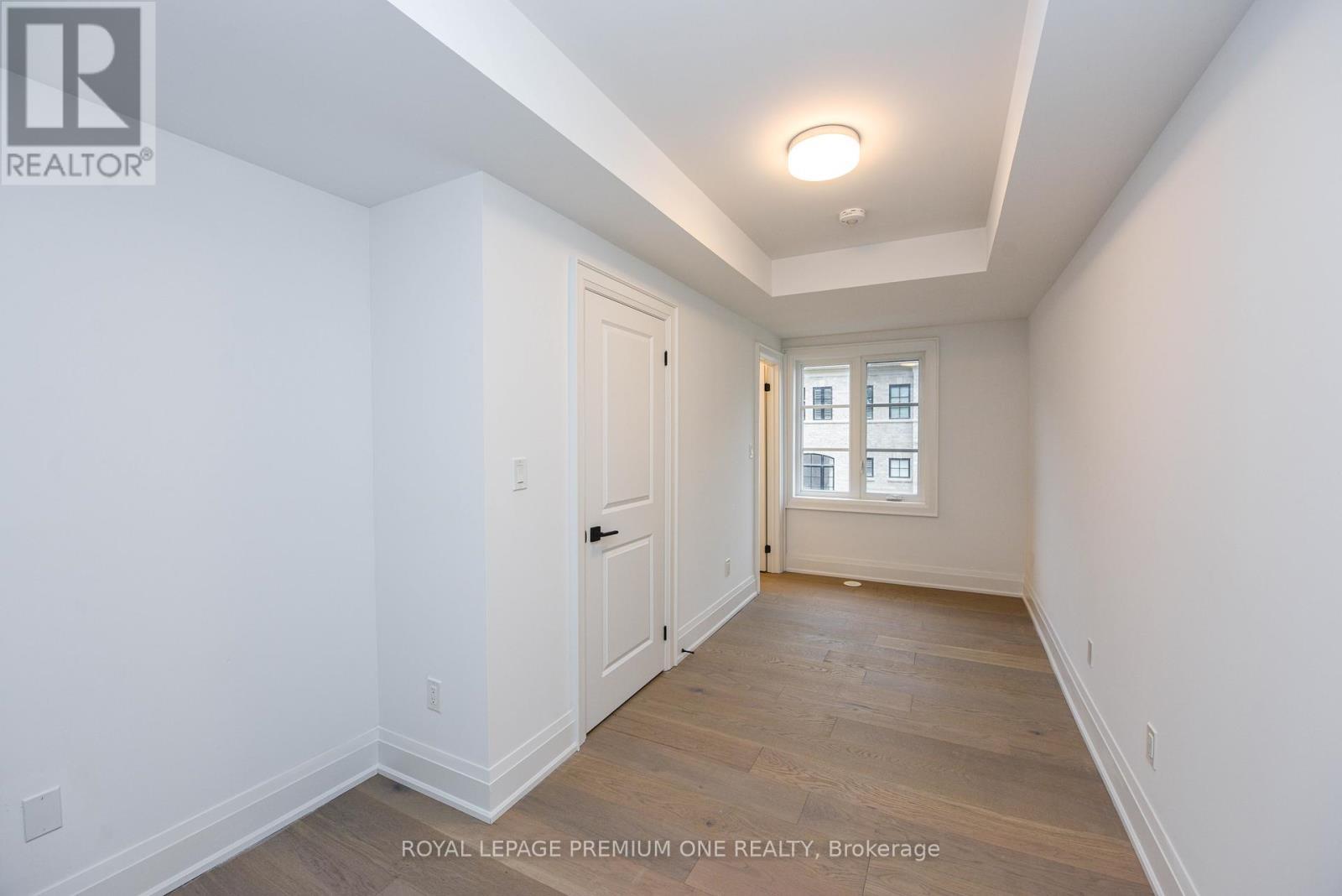 












119 - 1 WASDALE ROAD

,
Mississauga,




Ontario
L5M2R2

