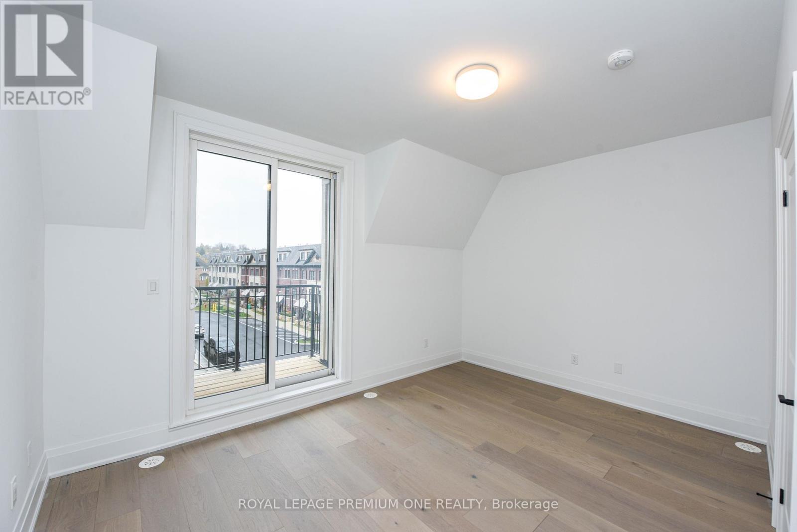












119 - 1 WASDALE ROAD

,
Mississauga,




Ontario
L5M2R2


