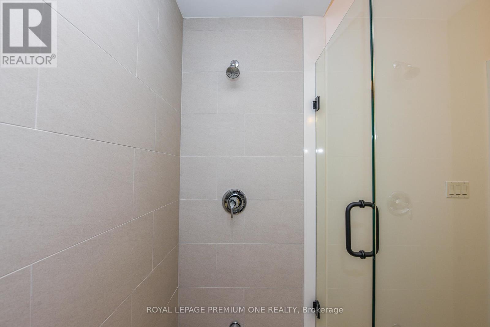 












119 - 1 WASDALE ROAD

,
Mississauga,




Ontario
L5M2R2

