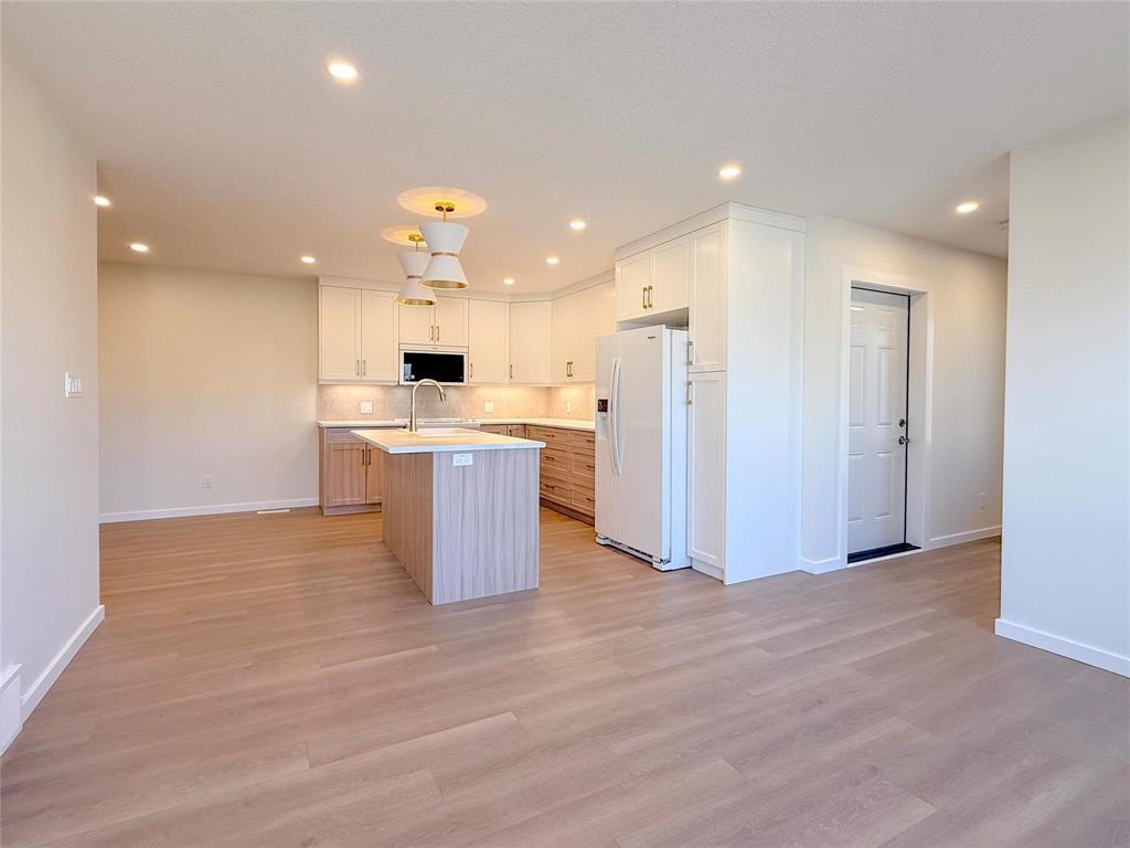 












178 7th Avenue W

,
Souris,




Manitoba
R0K2C0

