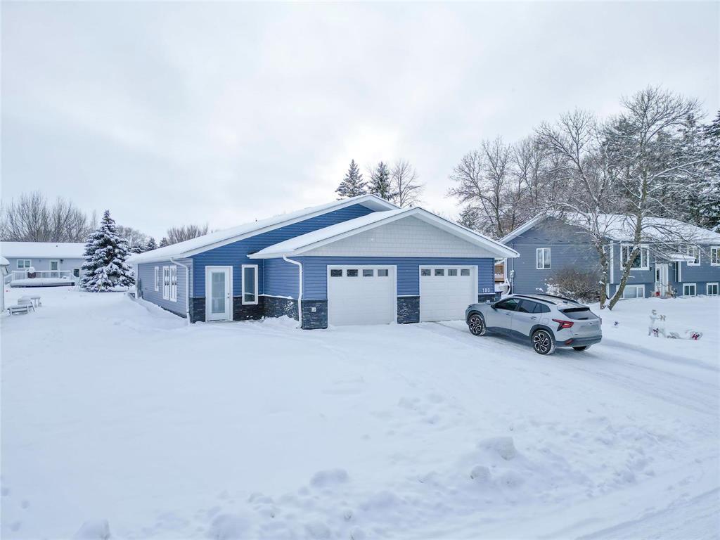 












178 7th Avenue W

,
Souris,




Manitoba
R0K2C0


