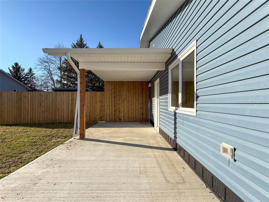 












178 7th Avenue W

,
Souris,




Manitoba
R0K2C0

