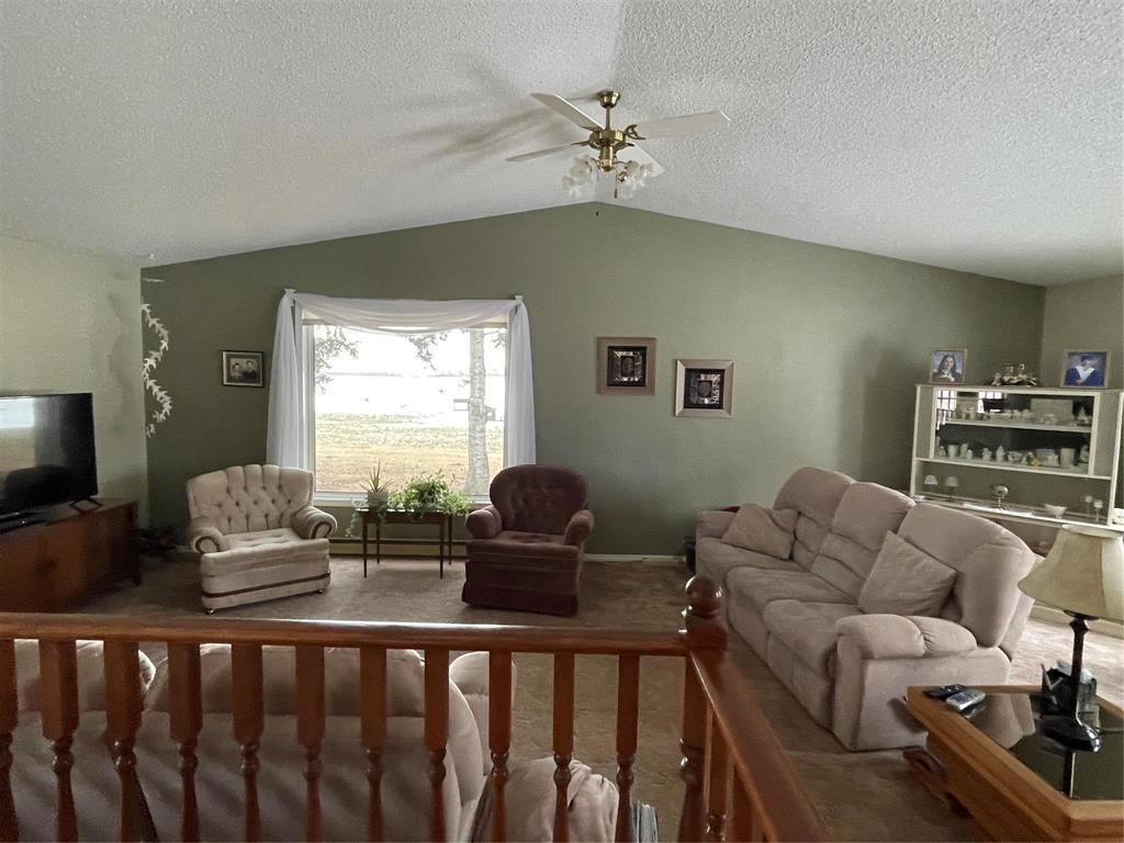 












487 Hwy N & Hwy 83 Highway

,
Swan River,




Manitoba
R0L0C0

