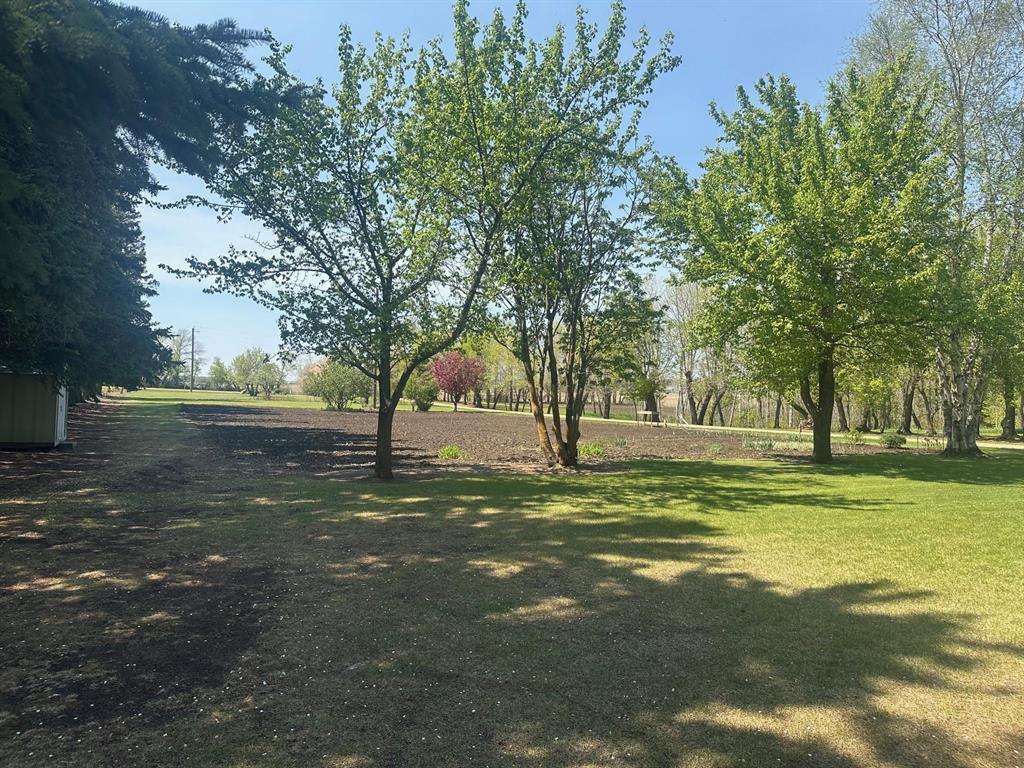 












487 Hwy N & Hwy 83 Highway

,
Swan River,




Manitoba
R0L0C0

