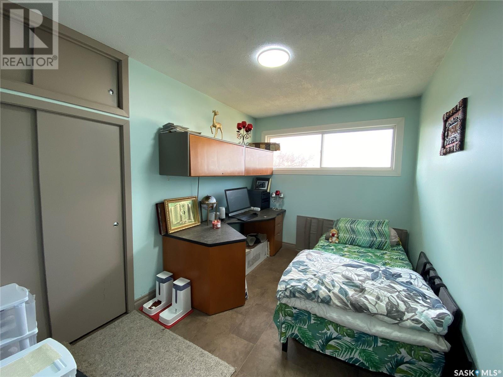 












Brock Acreage - Parcel A of SW 23-29-20 W3rd

,
Kindersley Rm No. 290,




Saskatchewan
S0L0H0

