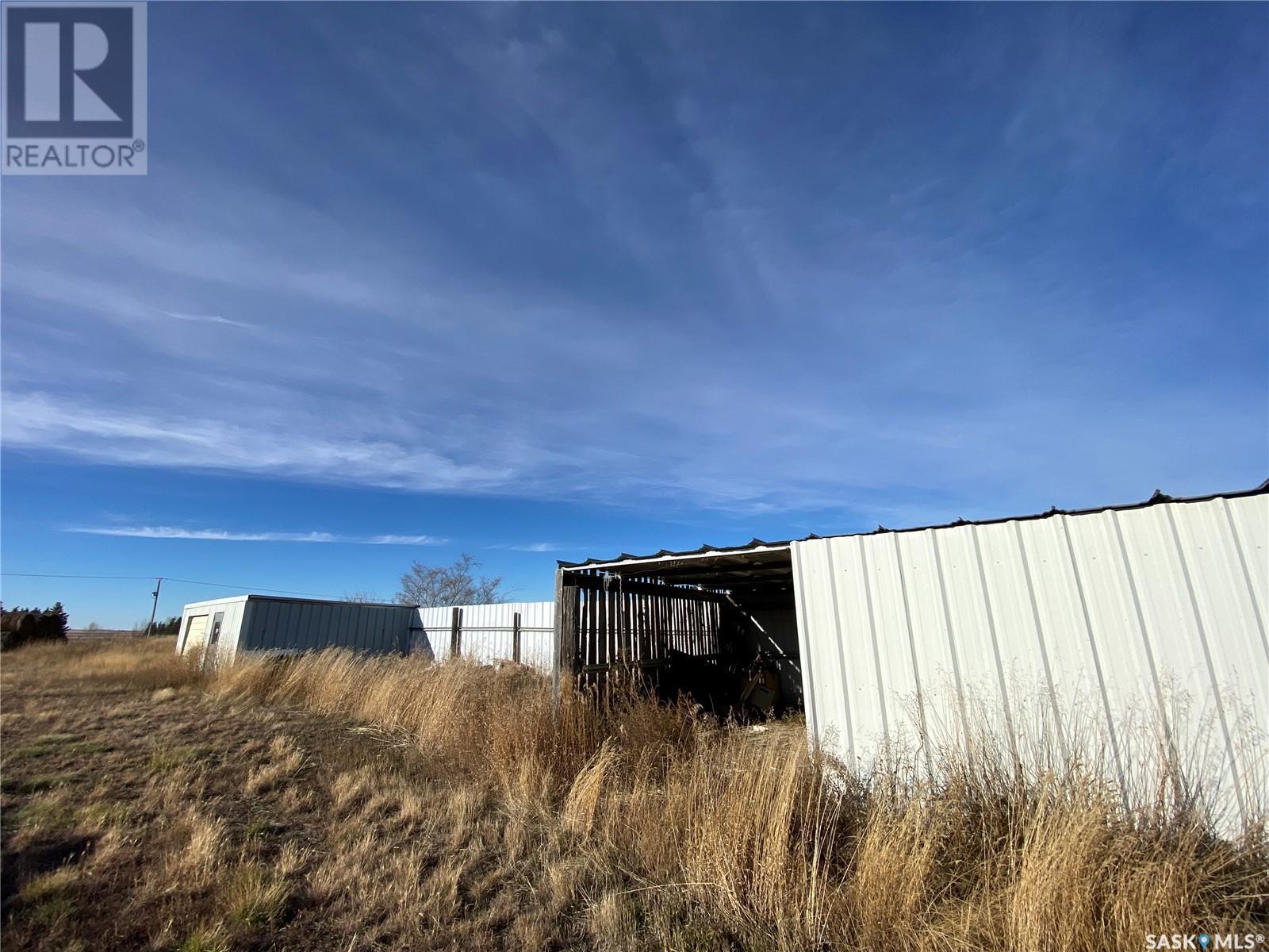 












Brock Acreage - Parcel A of SW 23-29-20 W3rd

,
Kindersley Rm No. 290,




Saskatchewan
S0L0H0


