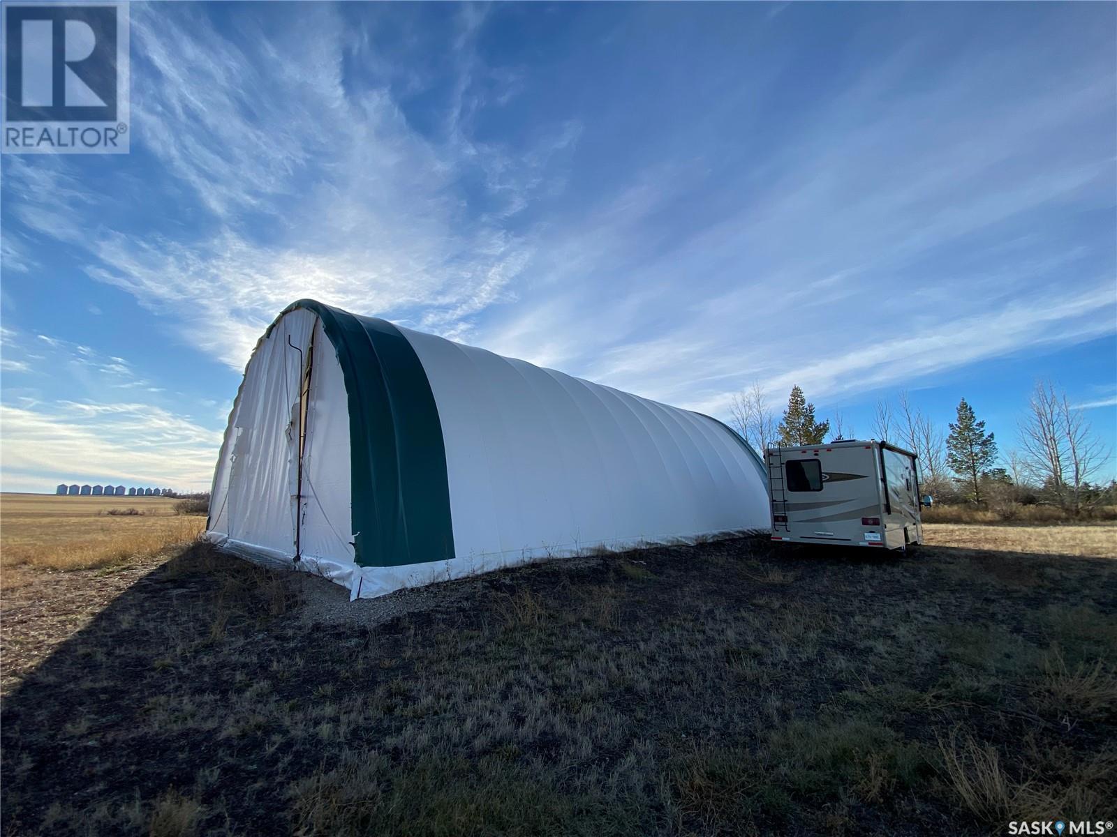 












Brock Acreage - Parcel A of SW 23-29-20 W3rd

,
Kindersley Rm No. 290,




Saskatchewan
S0L0H0


