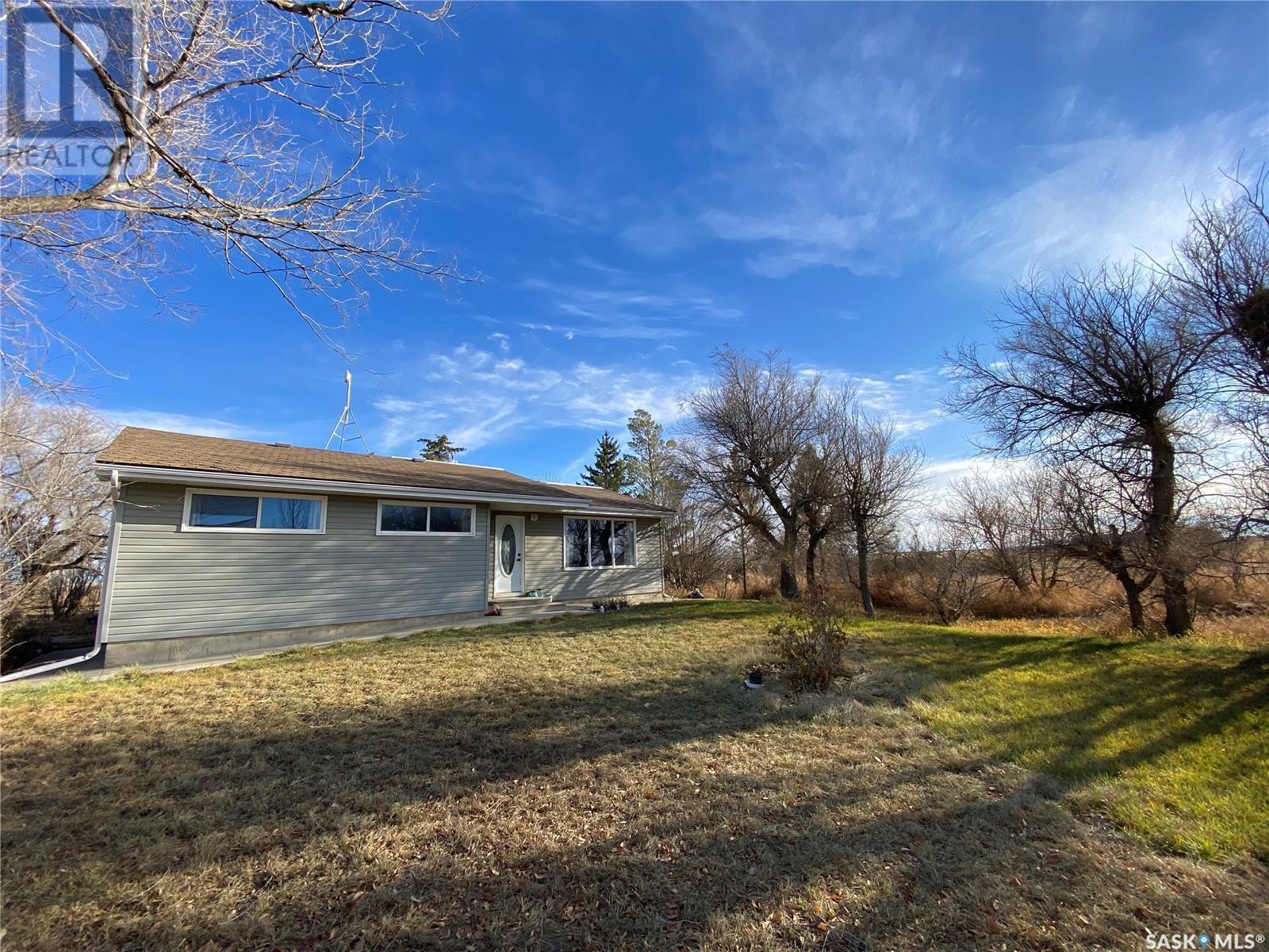 












Brock Acreage - Parcel A of SW 23-29-20 W3rd

,
Kindersley Rm No. 290,




Saskatchewan
S0L0H0


