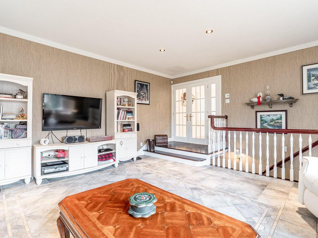 









1504


Rue du Muscadet

,
Sherbrooke (Brompton/Rock Forest/Saint-Élie/Deauville),




QC
J1N1V1

