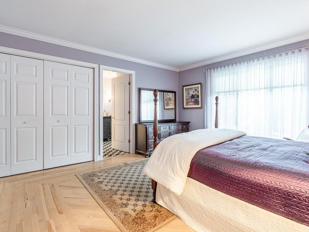 









1504


Rue du Muscadet

,
Sherbrooke (Brompton/Rock Forest/Saint-Élie/Deauville),




QC
J1N1V1

