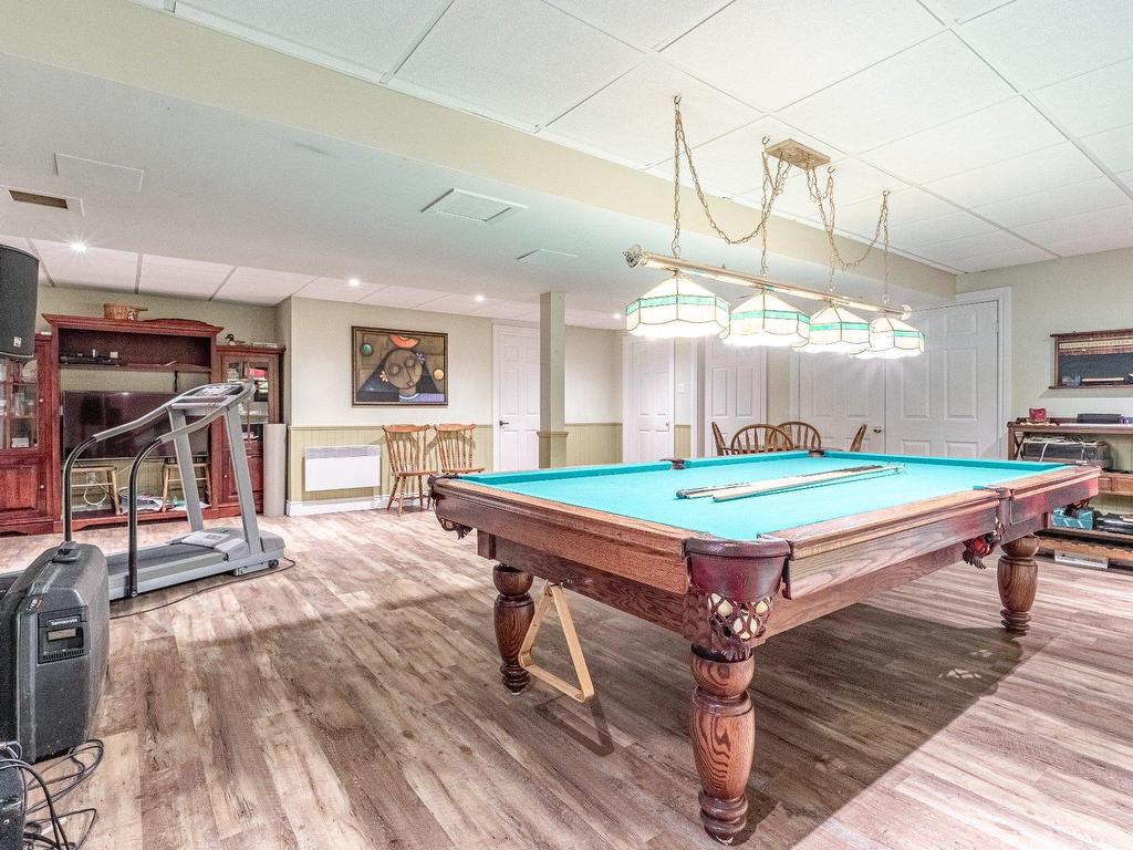 









1504


Rue du Muscadet

,
Sherbrooke (Brompton/Rock Forest/Saint-Élie/Deauville),




QC
J1N1V1

