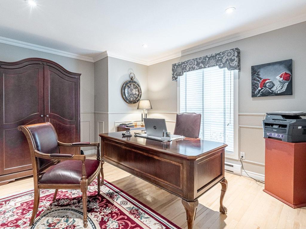 









1504


Rue du Muscadet

,
Sherbrooke (Brompton/Rock Forest/Saint-Élie/Deauville),




QC
J1N1V1

